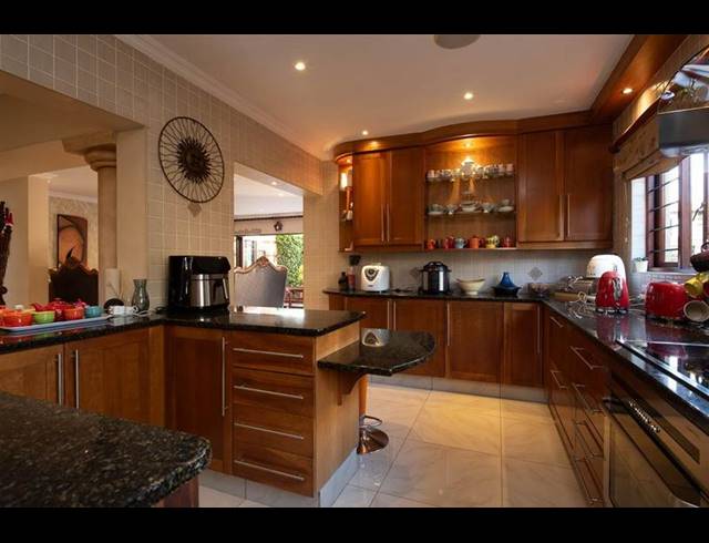 4 BEDROOM HOUSE FOR SALE IN ASPEN HILLS